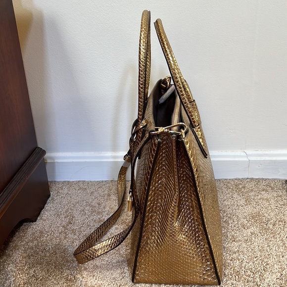 MICHAEL KORS gold metallic embossed satchel with crossbody strap - Picture 3 of 12